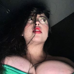 Model - Jas Yordanov heels