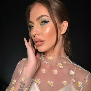 Model - KiraMellow teen