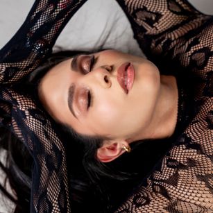 Model - Miakross ass