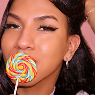 Model - Laiily bigaboobs