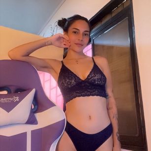 Model - Valery ahegao