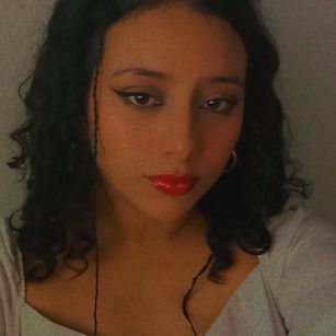 Model - NicoleWest PUSSY