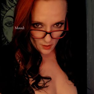 Model - A.J Buttons MILF