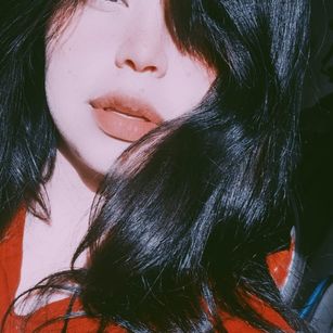 Model - ariakyubi colombia