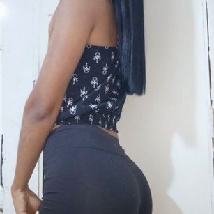 Model - Nahomi Jaspe Anal