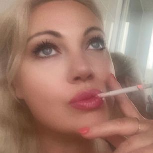 Model - PearlBlond tatoo