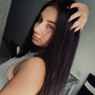 Model - Nicolleta beauty