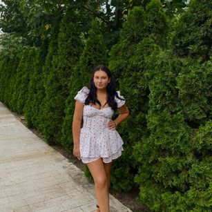 Model - Nicolleta sex