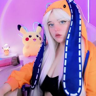 Model - waifumochi_chan COSPLAY beautiful