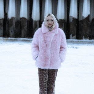 Model - Lina Lirian dirtytalk