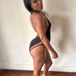 Model - Kelly-001 Dildoplay