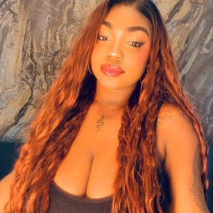 Model - SarahBleer findom