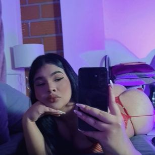 Model - Emma Becket anal