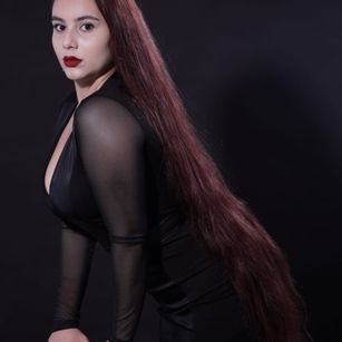 Model - RavenKathe bigtits