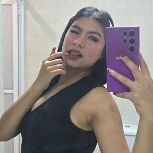 Model - LissaWild teen