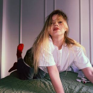 Model - Morymory blonde