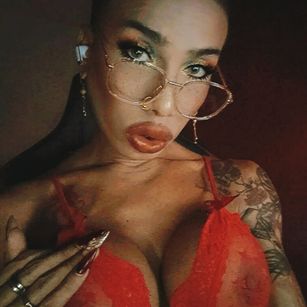 Model - Laurens Sophia Trans