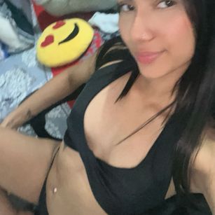 Model - ashley latina