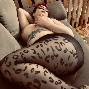 Model - MrMrsRight sex