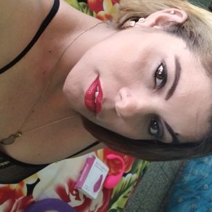 Model - Dominatrix Zafiro Slave