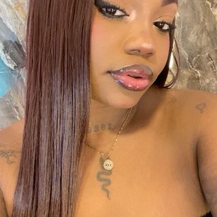 Model - SarahBleer blowjob