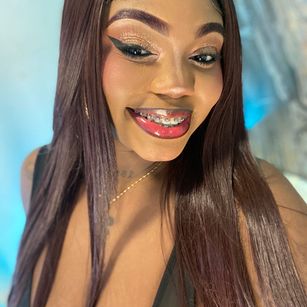 Model - SarahBleer deepthroat