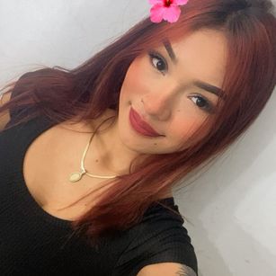 Model - SashaHans bigtits