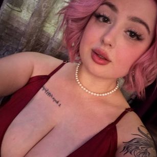 Model - KellyMoors deepthroat