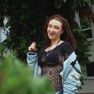 Model - RubyDevineh fetish