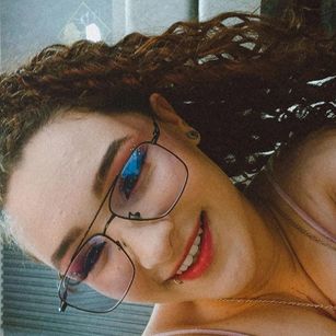 Model - RubyDevineh dildo