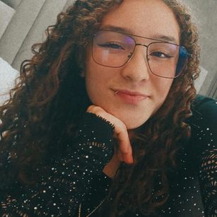 Model - RubyDevineh pussy