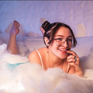 Model - RubyDevineh spanking