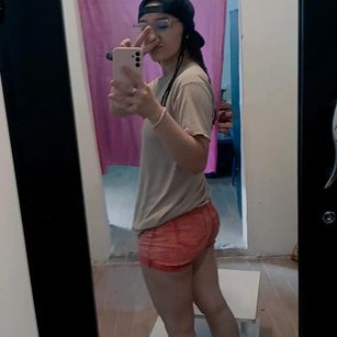 Model - RubyDevineh fetish