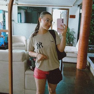 Model - RubyDevineh spanking