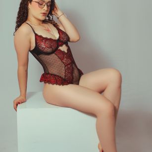 Model - RubyDevineh anal