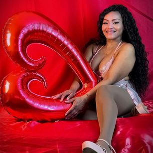 Model - Amber bigass