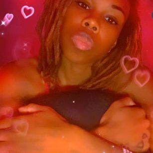 Model - Opal Rainbow submissive