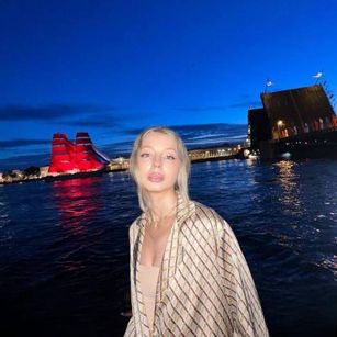 Model - Lana blowjob