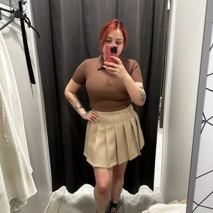 Model - KellyMoors sph