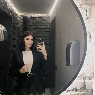 Model - Lintanya sexyboobs