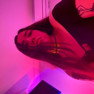 Model - Aurora Cole curvy