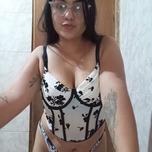 Model - Katy Jein Squirt