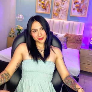 Model - Cata Scott natural