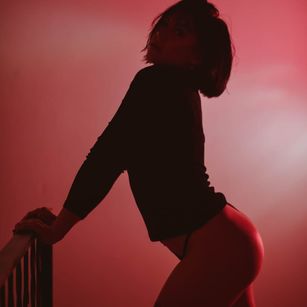 Model - Isabella Arias blowjob