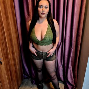 Model - RavenKathe teen