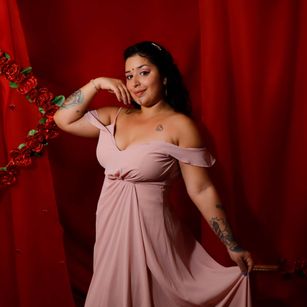 Model - Sophia Amethystt joi