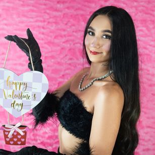 Model - NicolQueen anal