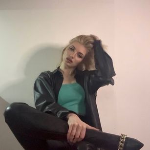 Model - Lady Alice FootFetish