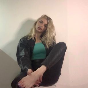 Model - Lady Alice Humiliation