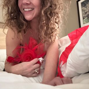 Model - Velvet vibrator